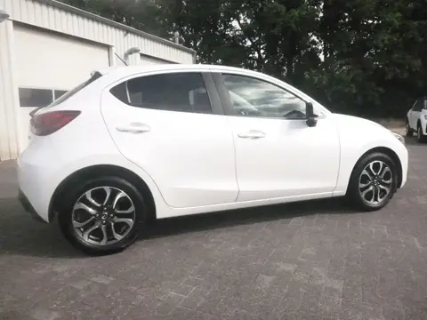 Annonce MAZDA 2 Essence 2015 d'occasion 