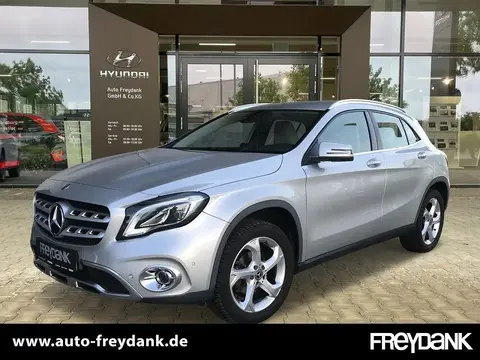 Used MERCEDES-BENZ CLASSE GLA Petrol 2017 Ad 