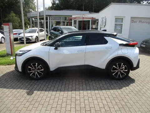 Used TOYOTA C-HR Hybrid 2023 Ad 