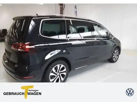 Used VOLKSWAGEN SHARAN Petrol 2022 Ad Germany