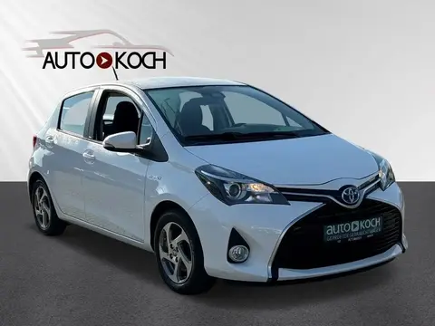 Used TOYOTA YARIS Hybrid 2017 Ad Germany