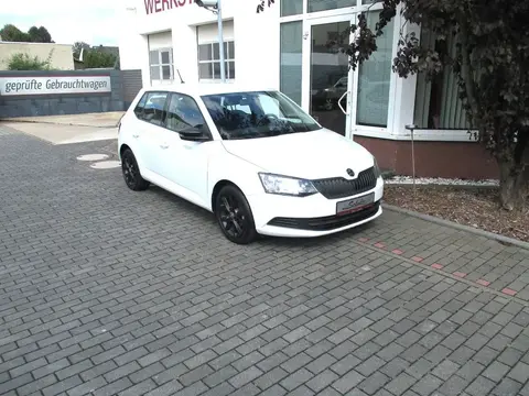 Used SKODA FABIA Petrol 2017 Ad 