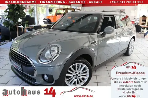 Used MINI ONE Petrol 2018 Ad Germany