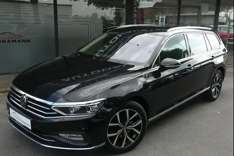 Used VOLKSWAGEN PASSAT Petrol 2021 Ad 