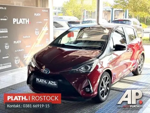 Used TOYOTA YARIS Hybrid 2017 Ad Germany