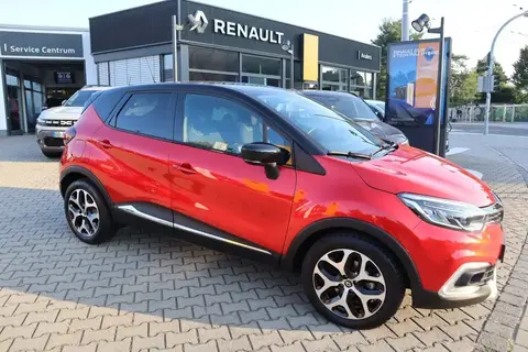 Used RENAULT CAPTUR Petrol 2019 Ad 