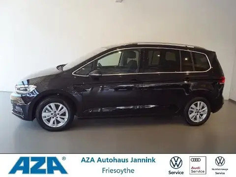 Used VOLKSWAGEN TOURAN Petrol 2024 Ad 