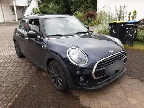 Used MINI COOPER Petrol 2020 Ad Germany