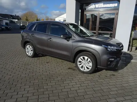 Used SUZUKI SX4 Petrol 2024 Ad 