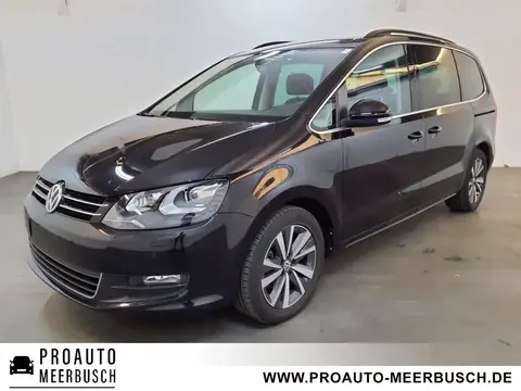 Used VOLKSWAGEN SHARAN Petrol 2022 Ad 