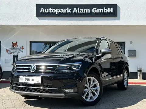 Used VOLKSWAGEN TIGUAN Petrol 2020 Ad 