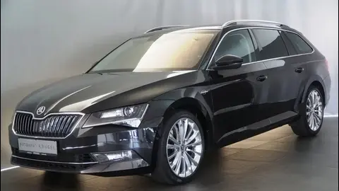 Used SKODA SUPERB Petrol 2017 Ad 