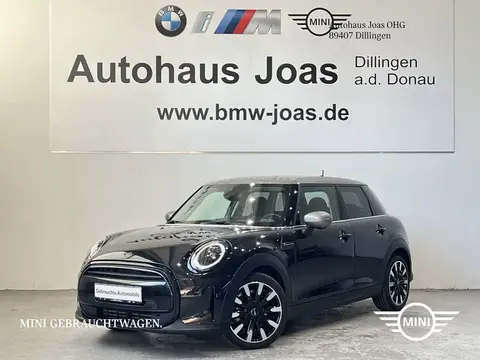 Used MINI COOPER Petrol 2023 Ad Germany