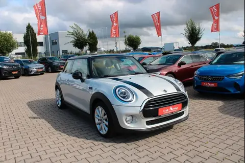 Used MINI COOPER Petrol 2019 Ad Germany