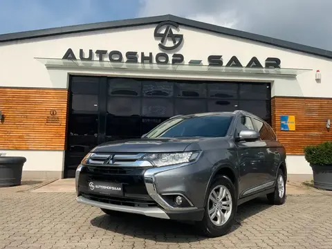 Used MITSUBISHI OUTLANDER Petrol 2017 Ad 