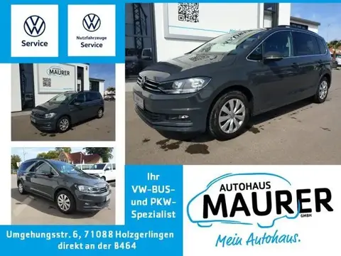 Used VOLKSWAGEN TOURAN Petrol 2018 Ad 