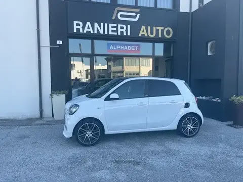 Used SMART FORFOUR Petrol 2017 Ad 