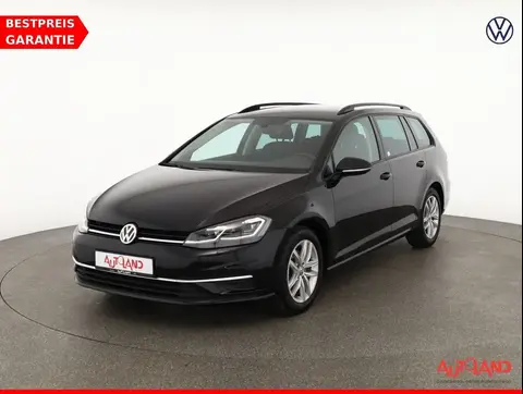 Used VOLKSWAGEN GOLF Petrol 2020 Ad 