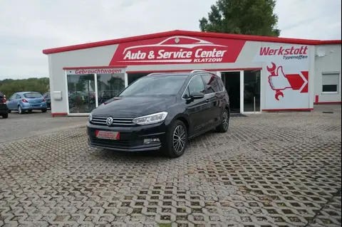 Used VOLKSWAGEN TOURAN Petrol 2016 Ad 