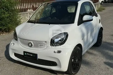 Annonce SMART FORTWO Essence 2017 d'occasion 