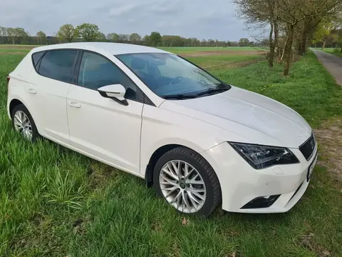 Used SEAT LEON Petrol 2017 Ad 