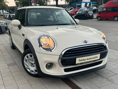 Annonce MINI ONE Essence 2021 d'occasion Allemagne