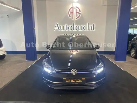 Used VOLKSWAGEN GOLF Petrol 2019 Ad 