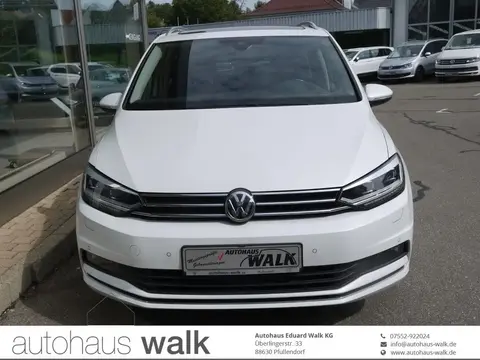 Used VOLKSWAGEN TOURAN Petrol 2020 Ad 