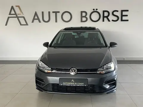 Used VOLKSWAGEN GOLF Petrol 2019 Ad 