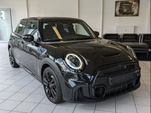 Annonce MINI COOPER Essence 2024 d'occasion Allemagne