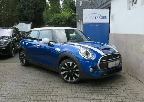 Annonce MINI COOPER Essence 2019 d'occasion Allemagne