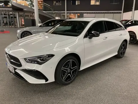 Used MERCEDES-BENZ CLASSE CLA Hybrid 2023 Ad 