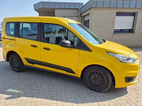 Used FORD TOURNEO Petrol 2019 Ad 