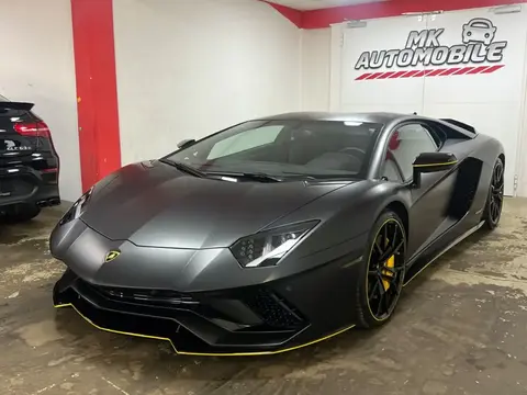 Used LAMBORGHINI AVENTADOR Petrol 2018 Ad 