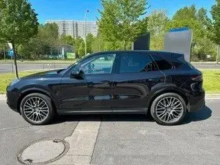 Used PORSCHE CAYENNE Petrol 2018 Ad 