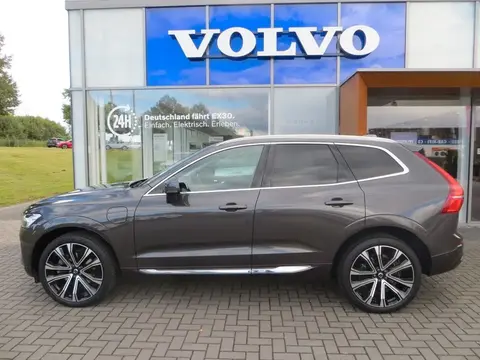 Used VOLVO XC60 Hybrid 2021 Ad 