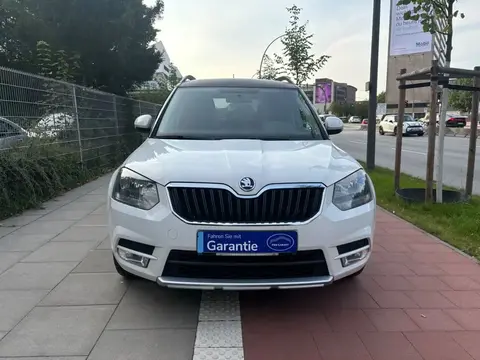 Used SKODA YETI Petrol 2015 Ad 