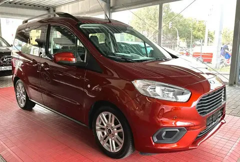 Used FORD TOURNEO Petrol 2019 Ad 