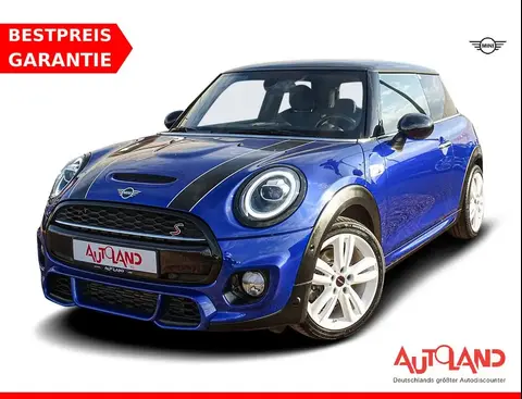 Annonce MINI COOPER Essence 2019 d'occasion Allemagne