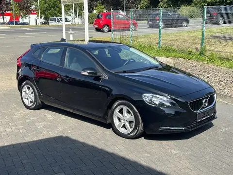 Annonce VOLVO V40 Essence 2018 d'occasion 