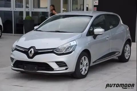 Used RENAULT CLIO Petrol 2019 Ad 