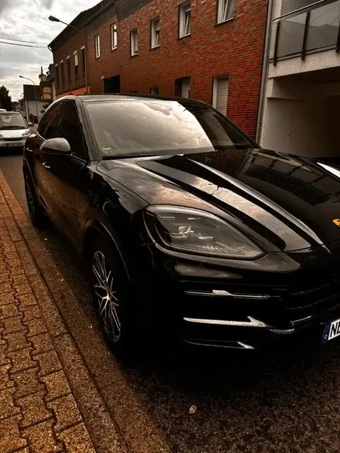 Annonce PORSCHE CAYENNE Essence 2024 d'occasion 