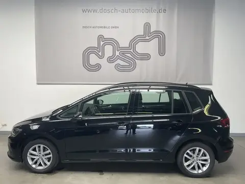 Used VOLKSWAGEN GOLF Petrol 2019 Ad 