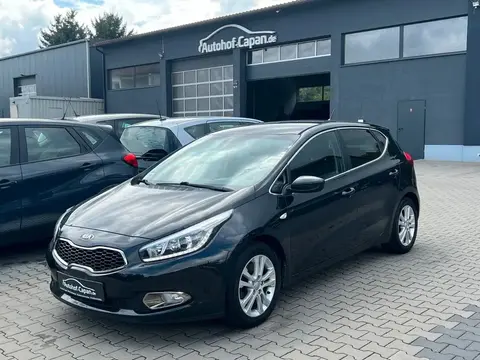 Used KIA CEED Petrol 2014 Ad 