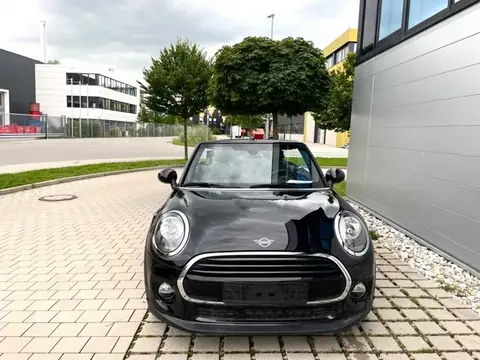 Annonce MINI COOPER Essence 2018 d'occasion Allemagne