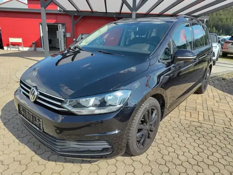 Used VOLKSWAGEN TOURAN Diesel 2017 Ad 