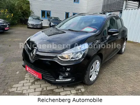 Used RENAULT CLIO Petrol 2018 Ad 