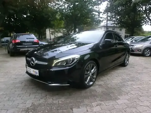 Used MERCEDES-BENZ CLASSE CLA Petrol 2016 Ad 