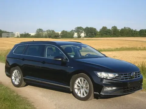 Used VOLKSWAGEN PASSAT Diesel 2022 Ad 