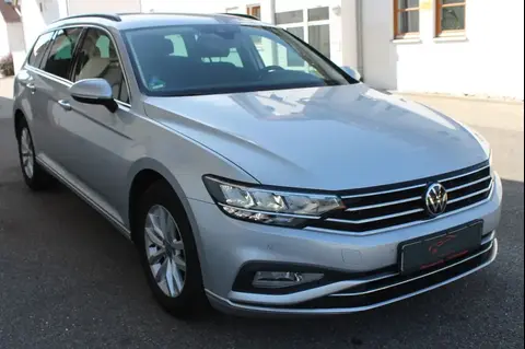 Used VOLKSWAGEN PASSAT Petrol 2021 Ad 